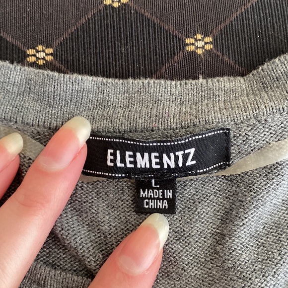 Grey knit cardigan with embellishments - Picture 4 of 5